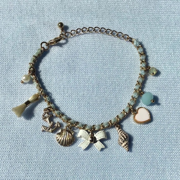 💙☁️Dainty Baby Blue Multi Shell Charm Bracelet - Picture 1 of 2